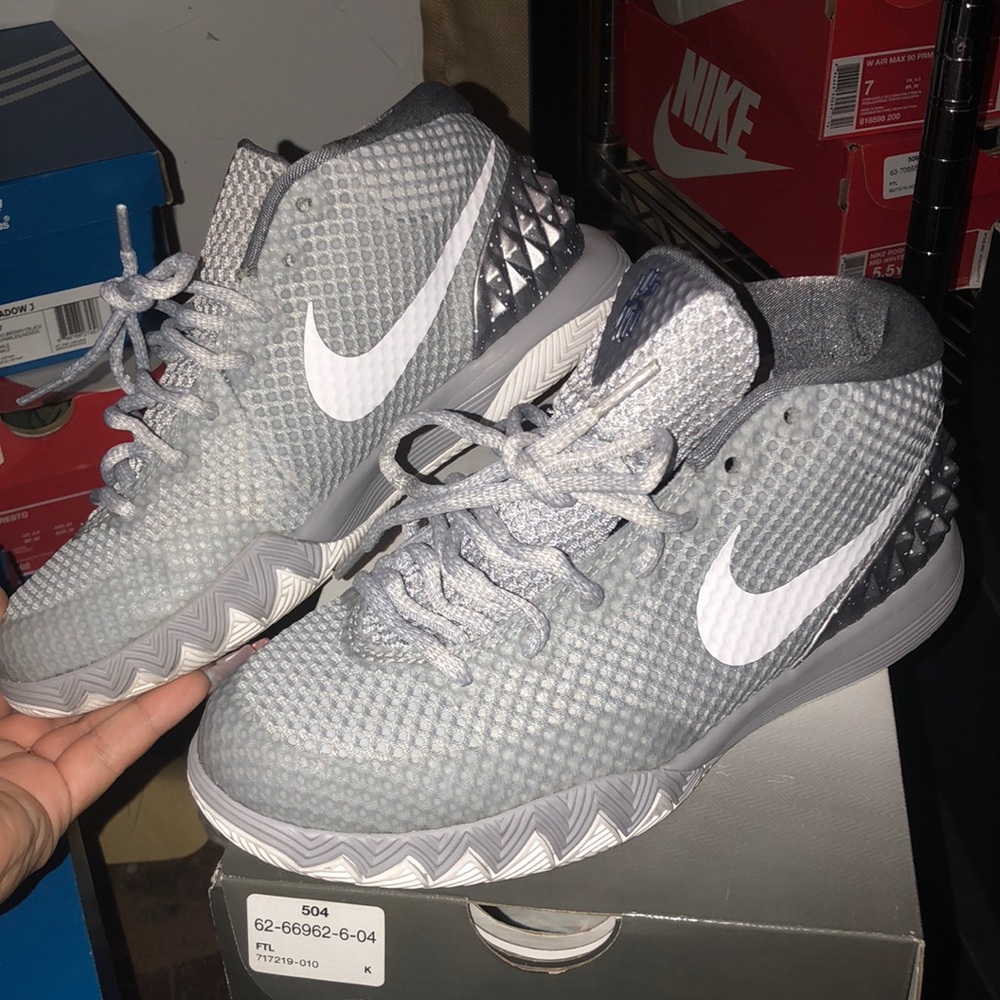 Nike Kylie Irving Ones